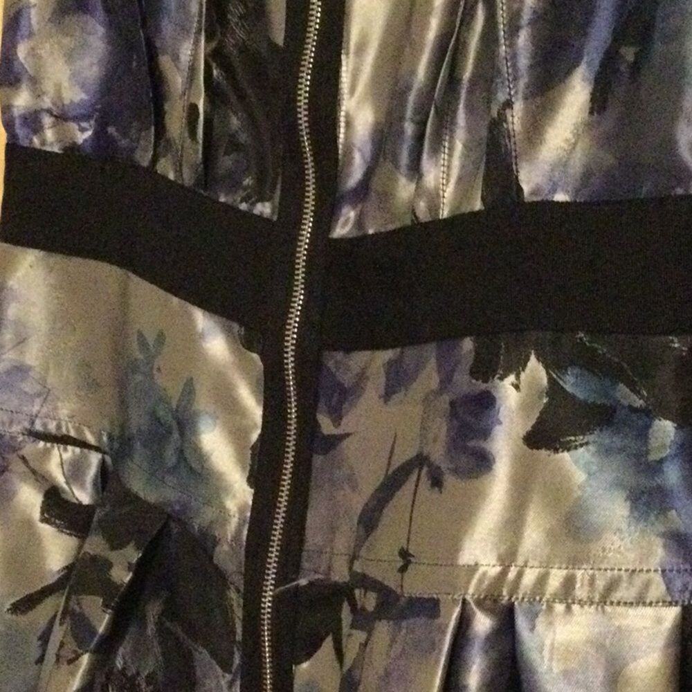 Carmen Marc valvo print satin multi print dress - Picture 7 of 10